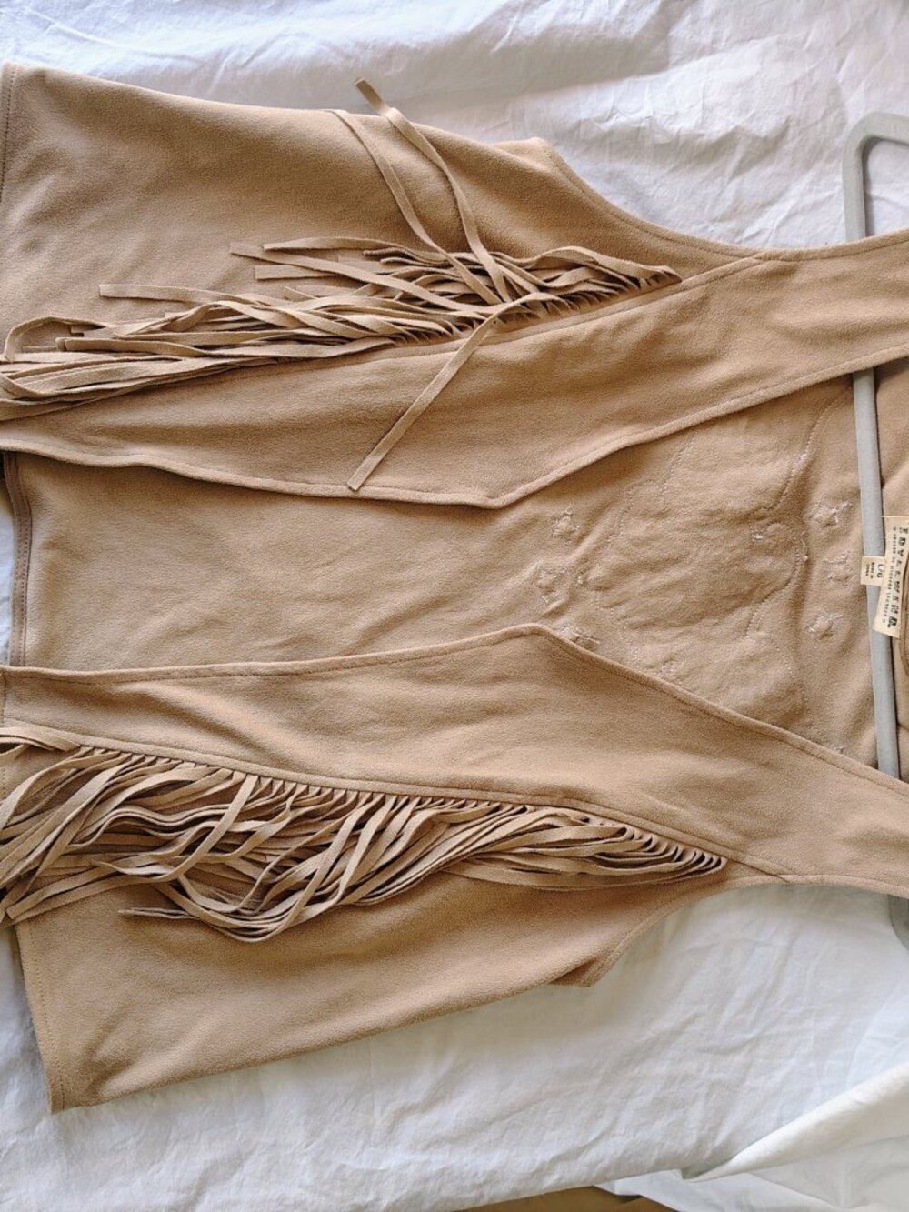 IDYLLWIND Fueled Miranda Lambert Tan Buckskin Fringe Vest Faux Suede Large - Picture 2 of 7